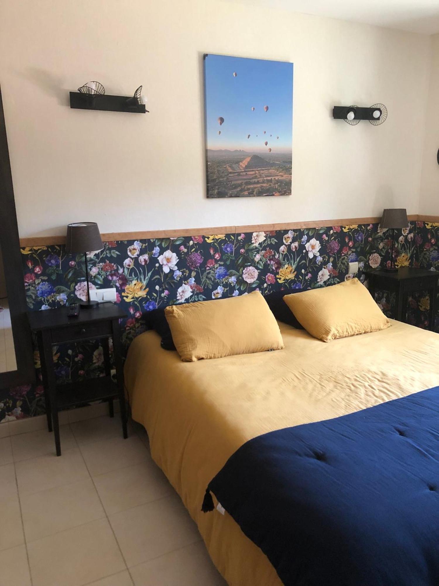Au Bord De L Eau Bed and Breakfast Surba Buitenkant foto